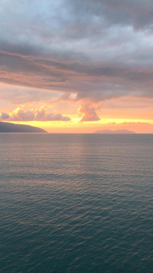 Your Home By The Sea Vlorë Esterno foto